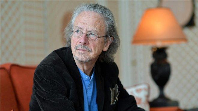 indignacion en bosnia y kosovo por el nobel a handke negacionista y admirador de milosevic