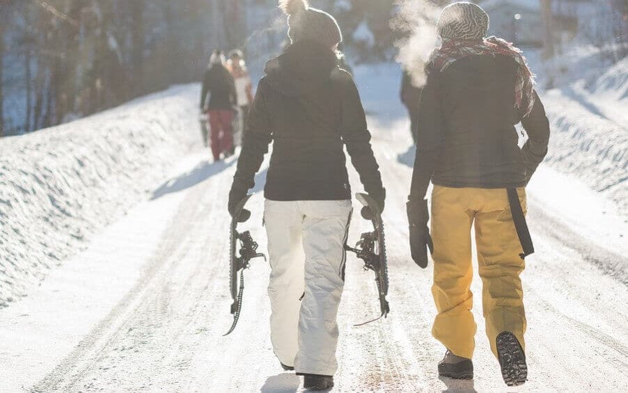 descubre donde hacer rutas raquetas de nieve en cataluna