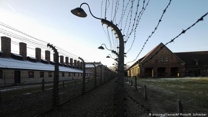 la memoria de auschwitz a traves de la fotografia