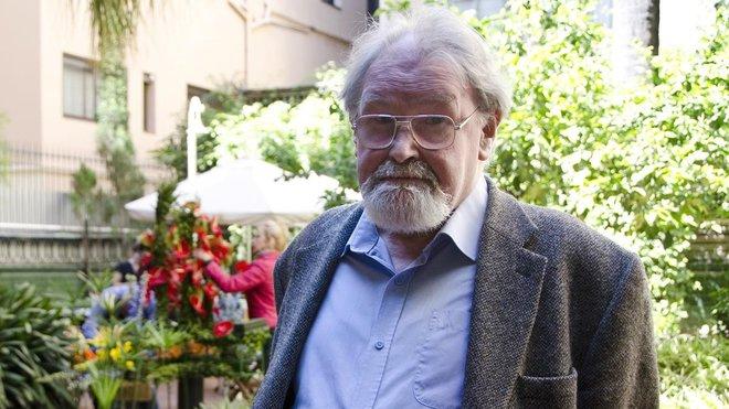 muere alasdair gray excentrico patriarca de las nuevas letras escocesa