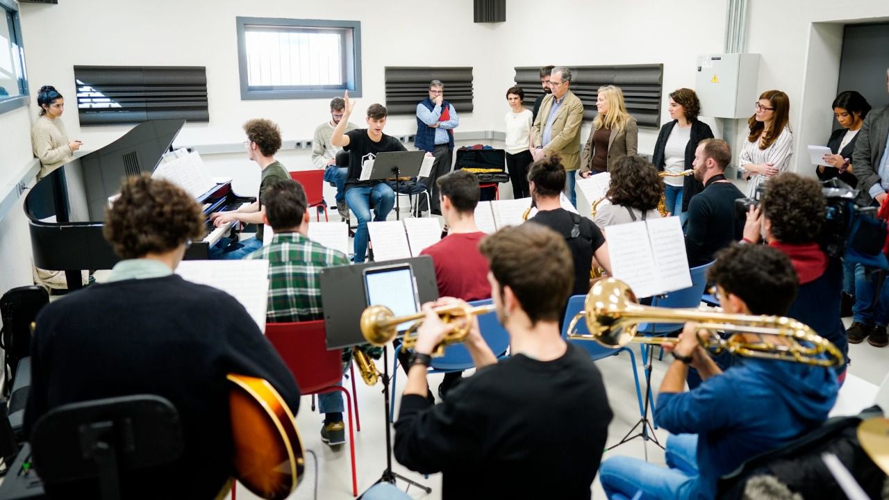 la sala de ensayo metronomo ya cuenta con lista de espera