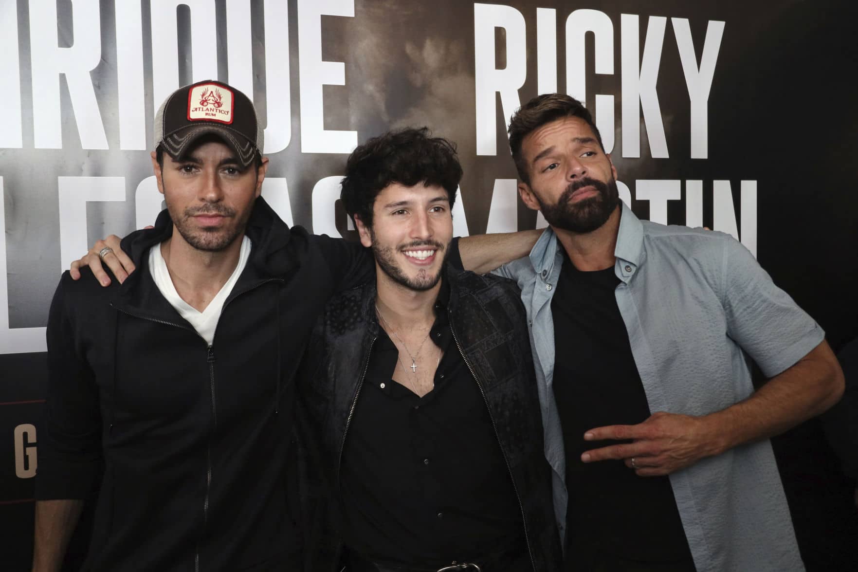 enrique iglesias ricky martin y sebastian yatra anuncian gira juntos